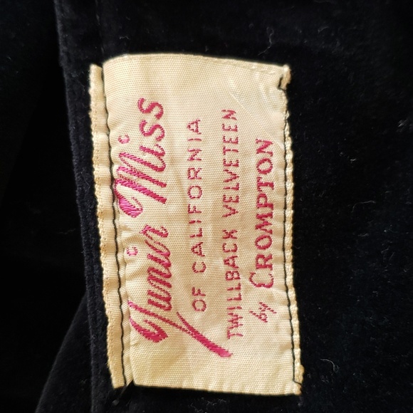 🎄 Vintage Velveteen Outfit - Picture 10 of 15